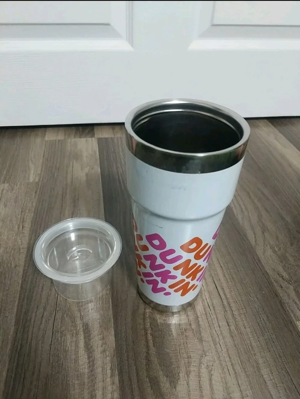 2019 Dunkin Donuts 24 oz White Stainless Steel Insulated Travel Tumbler Mug Wcup